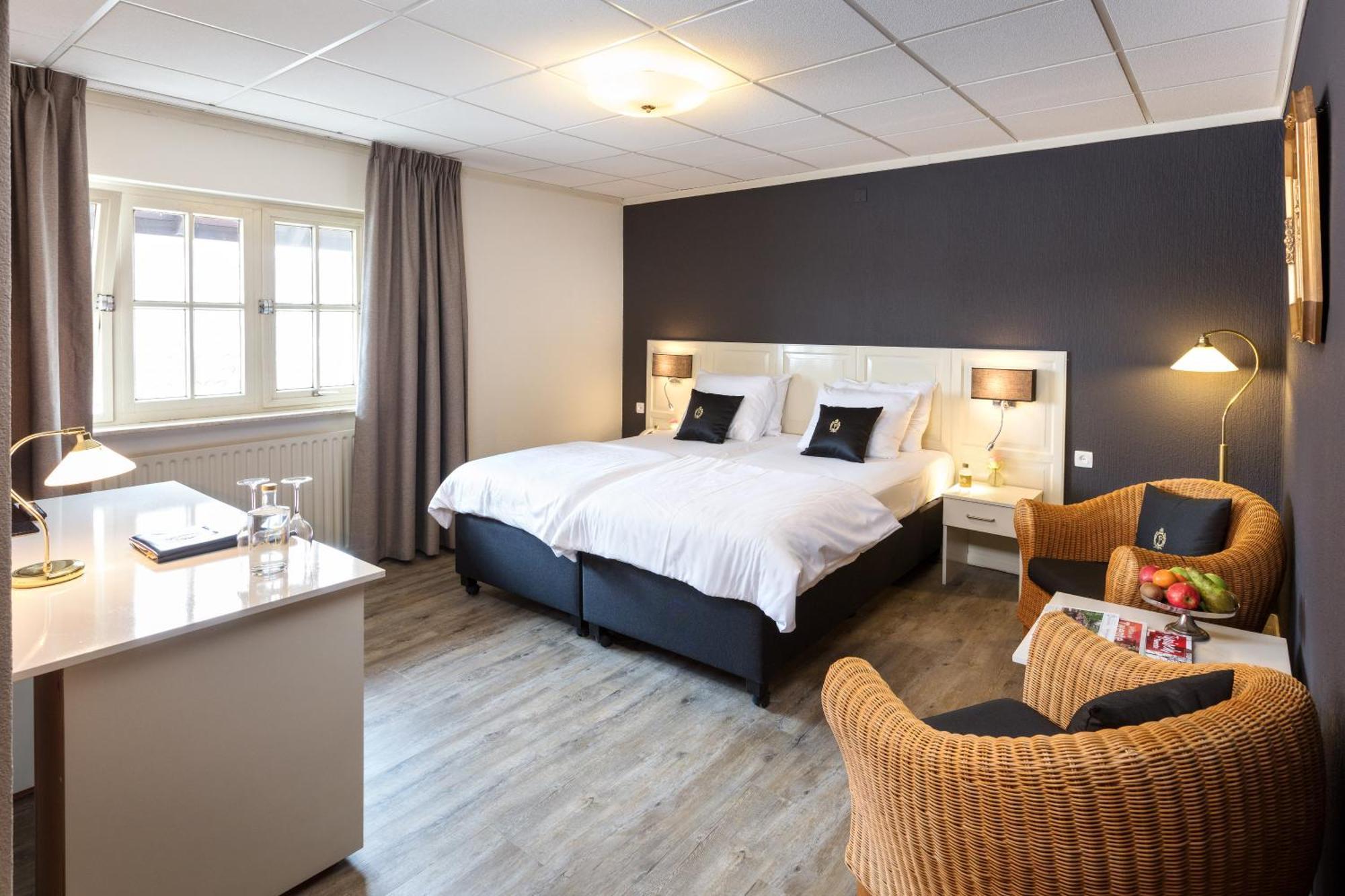 Landhuishotel De Bloemenbeek De Lutte Exteriör bild